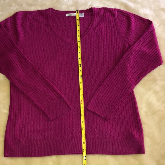 Luxe by Designers Original Sweater - Picture 4 of 7